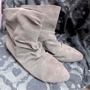 NINE WEST | Suede Slouch Boots